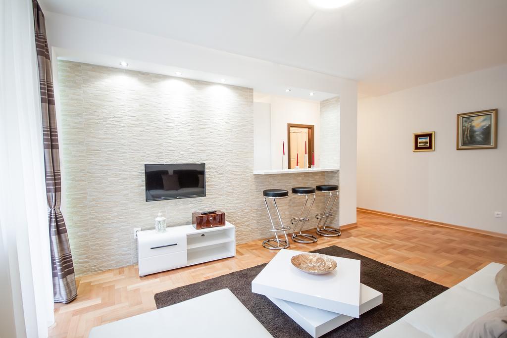 Apartments King Milan, City Center Belgrado Exterior foto