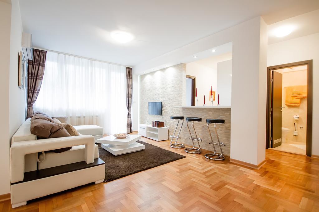 Apartments King Milan, City Center Belgrado Quarto foto