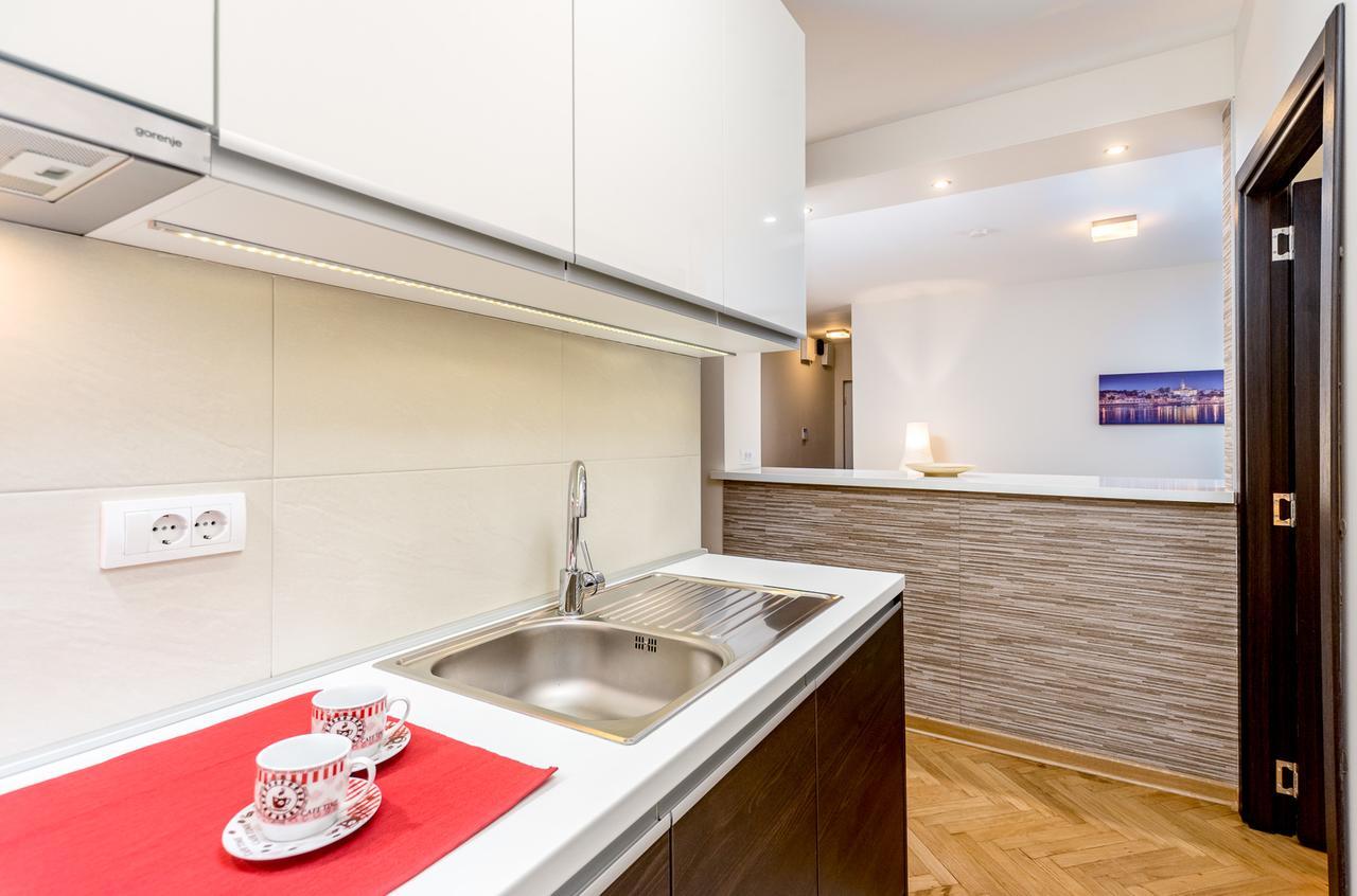 Apartments King Milan, City Center Belgrado Exterior foto